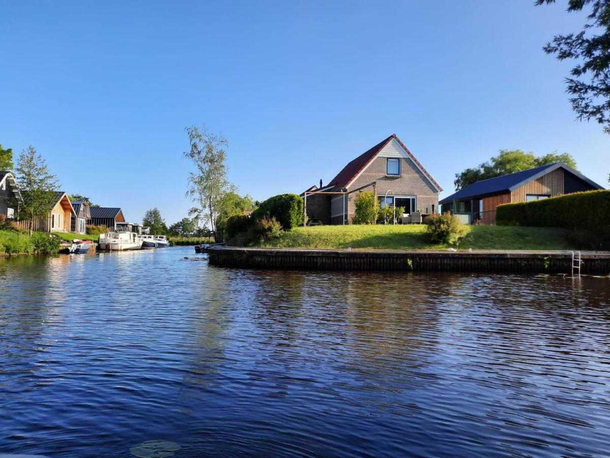 Waterhuis Friesland Oudwoude Exterior foto