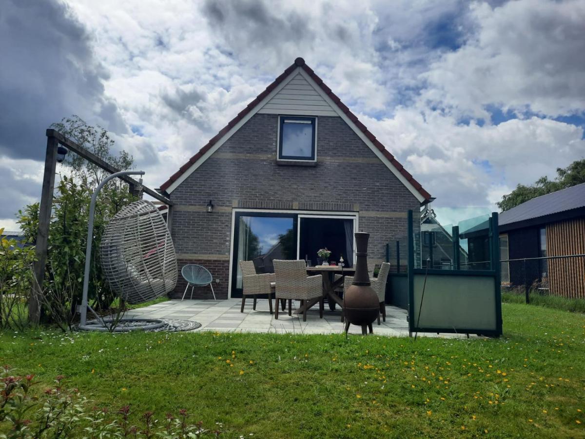 Waterhuis Friesland Oudwoude Exterior foto