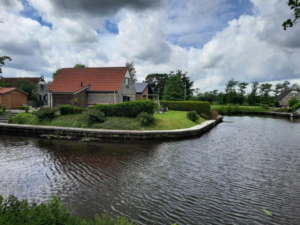 Waterhuis Friesland Oudwoude Exterior foto