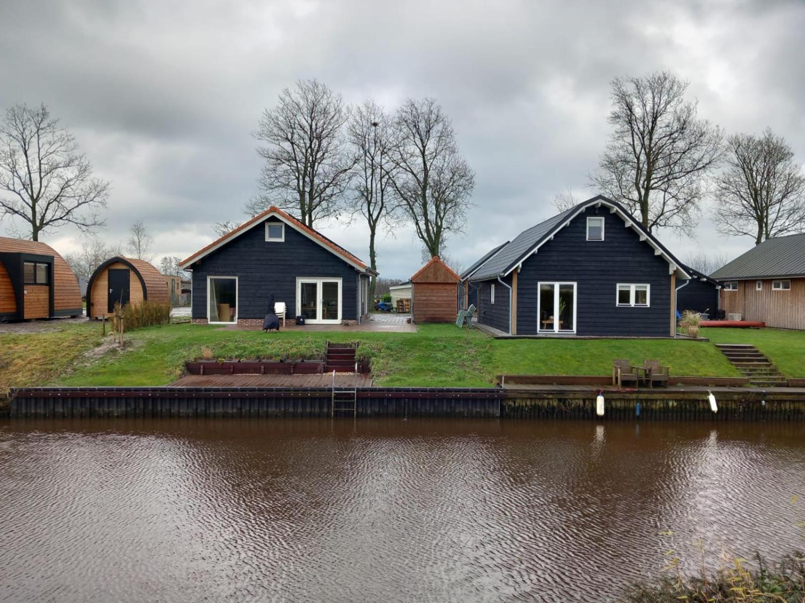 Waterhuis Friesland Oudwoude Exterior foto